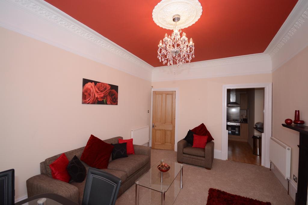 Townhead Apartments Glasgow Airport Пейзли Стая снимка