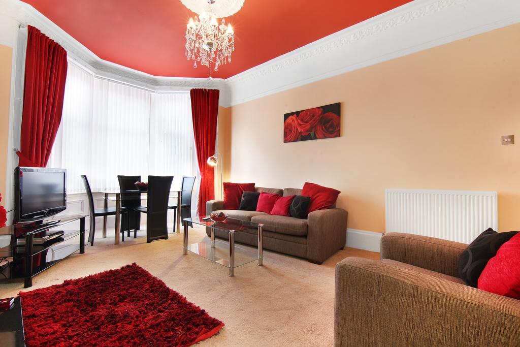 Townhead Apartments Glasgow Airport Пейзли Екстериор снимка